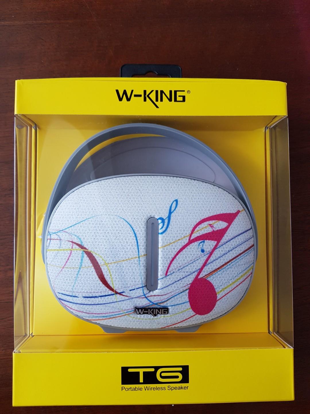Loa bluetooth W-King T6