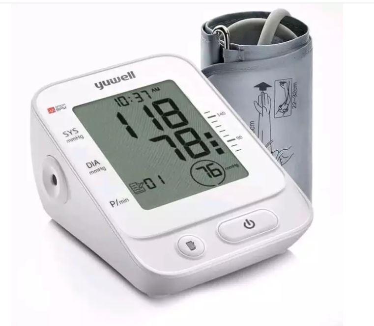 Máy đo huyết áp bắp tay Yuwell YE660E
