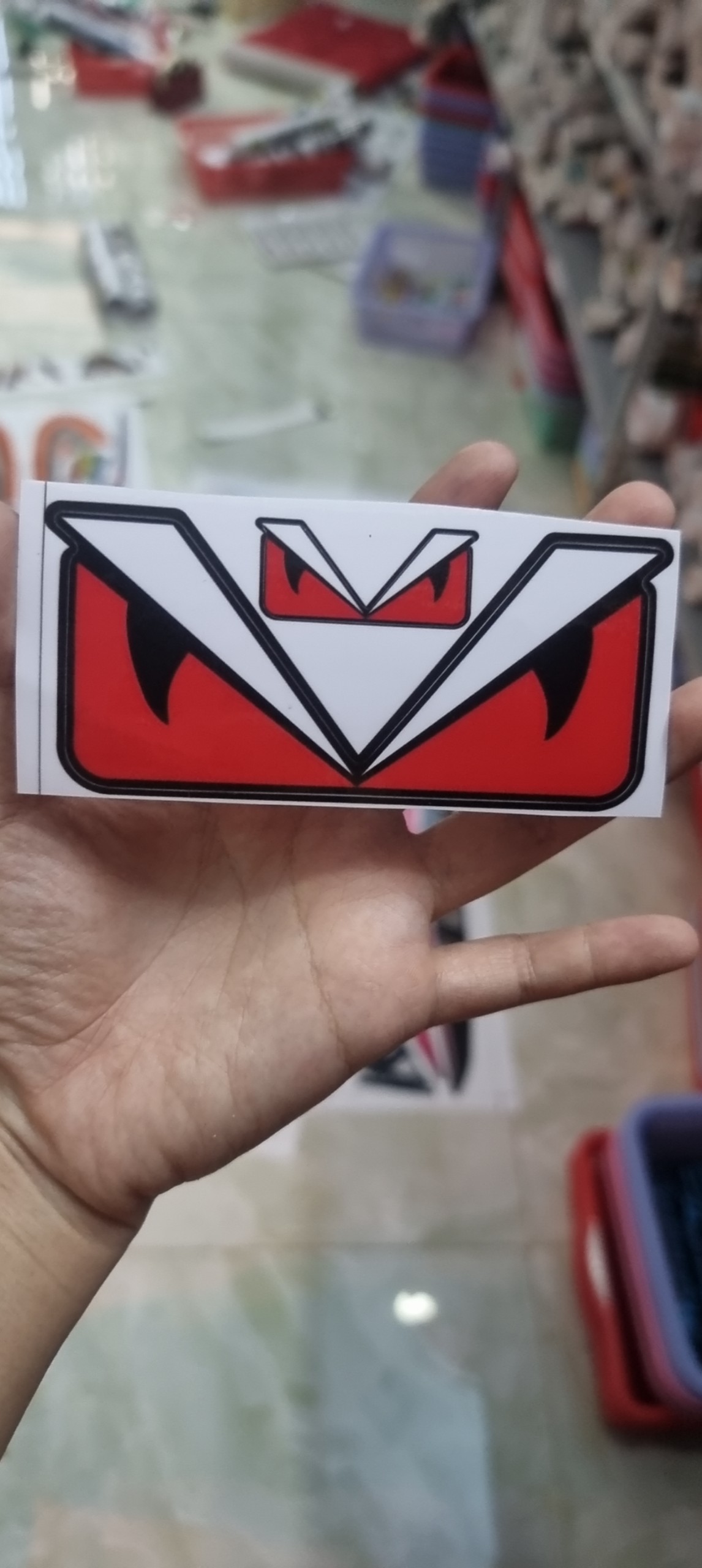 tem logo quà tặng không bán