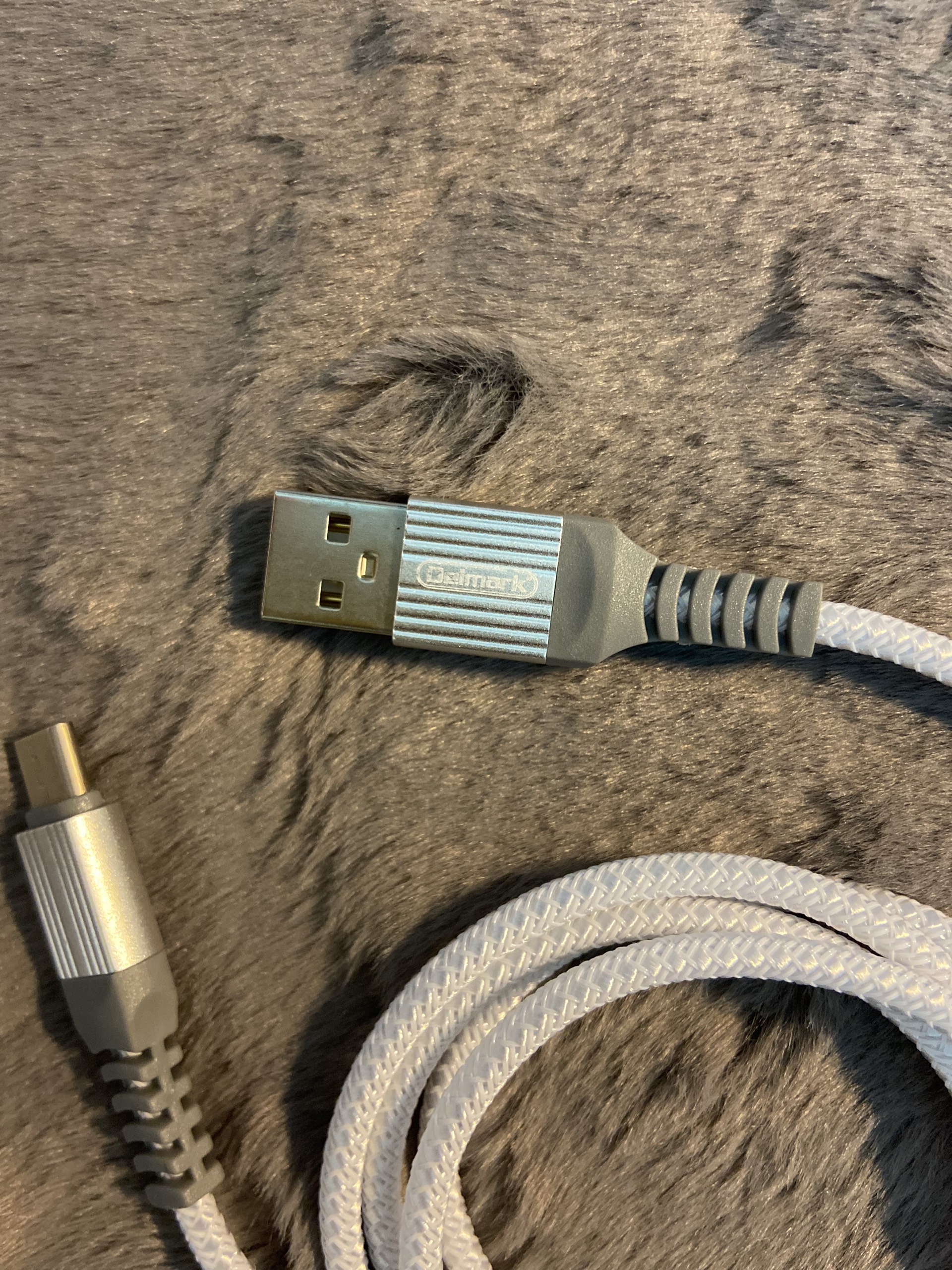 Dây dù Type C Deimark Hỗ Trợ Sạc Nhanh Quick Charge 2.0 3.0