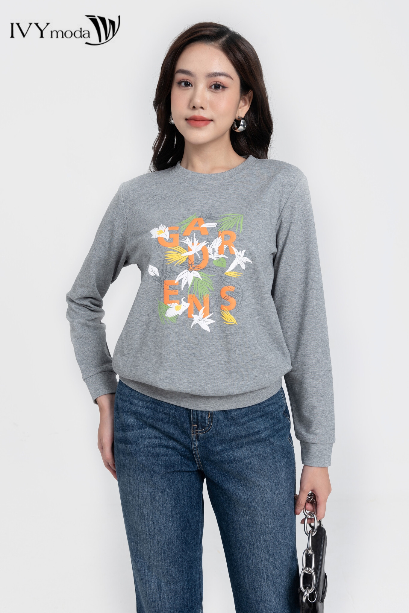 Áo thun họa tiết dài tay IVY Moda MS 58M8024