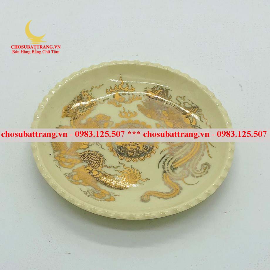 Đĩa đựng trầu cau men vàng kim
