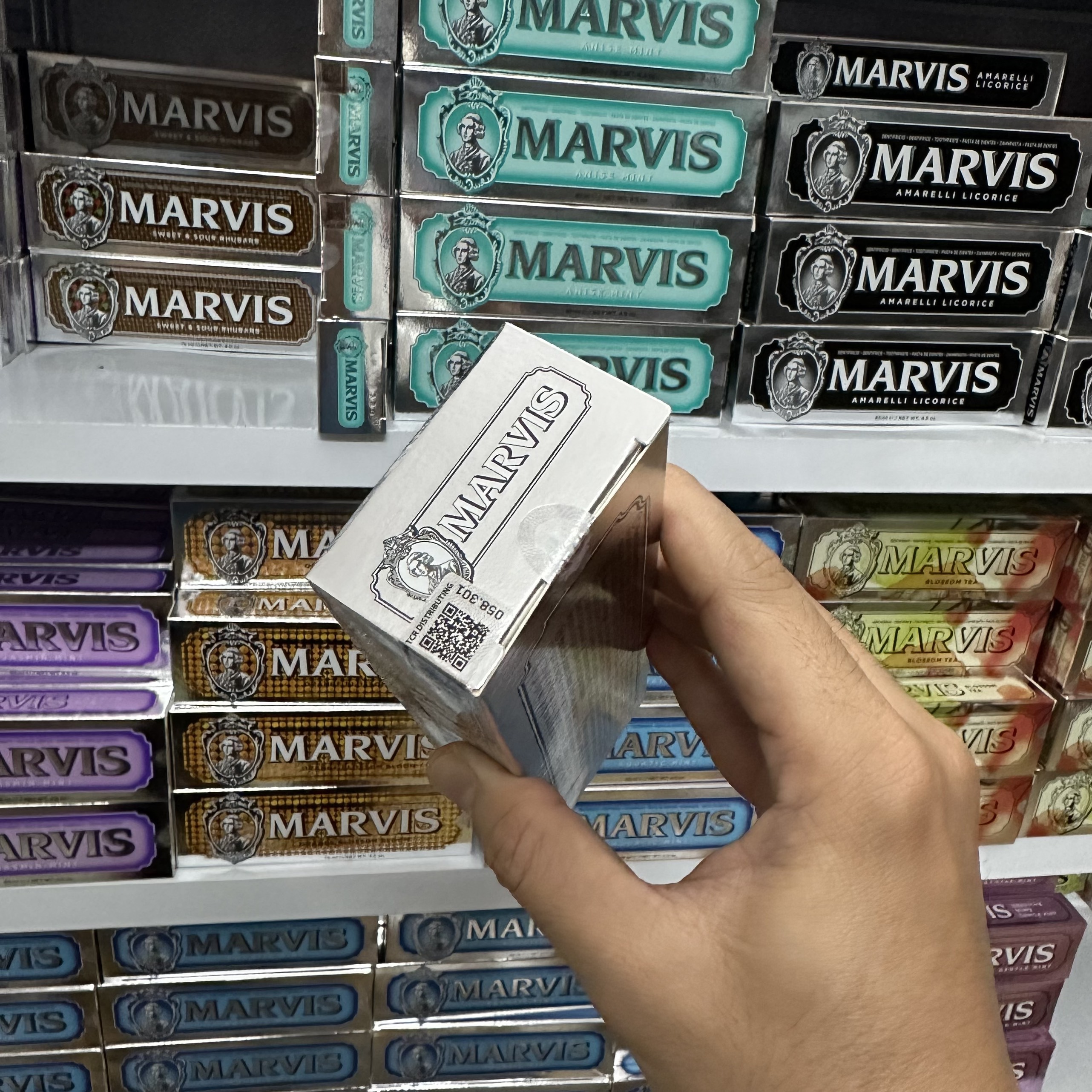 Kem đánh răng Marvis Toothpaste 85ml-75ml nhiều mùi hương