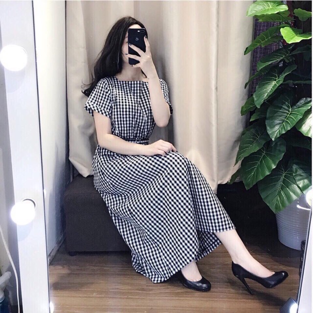 Đầm caro form dài kèm belt