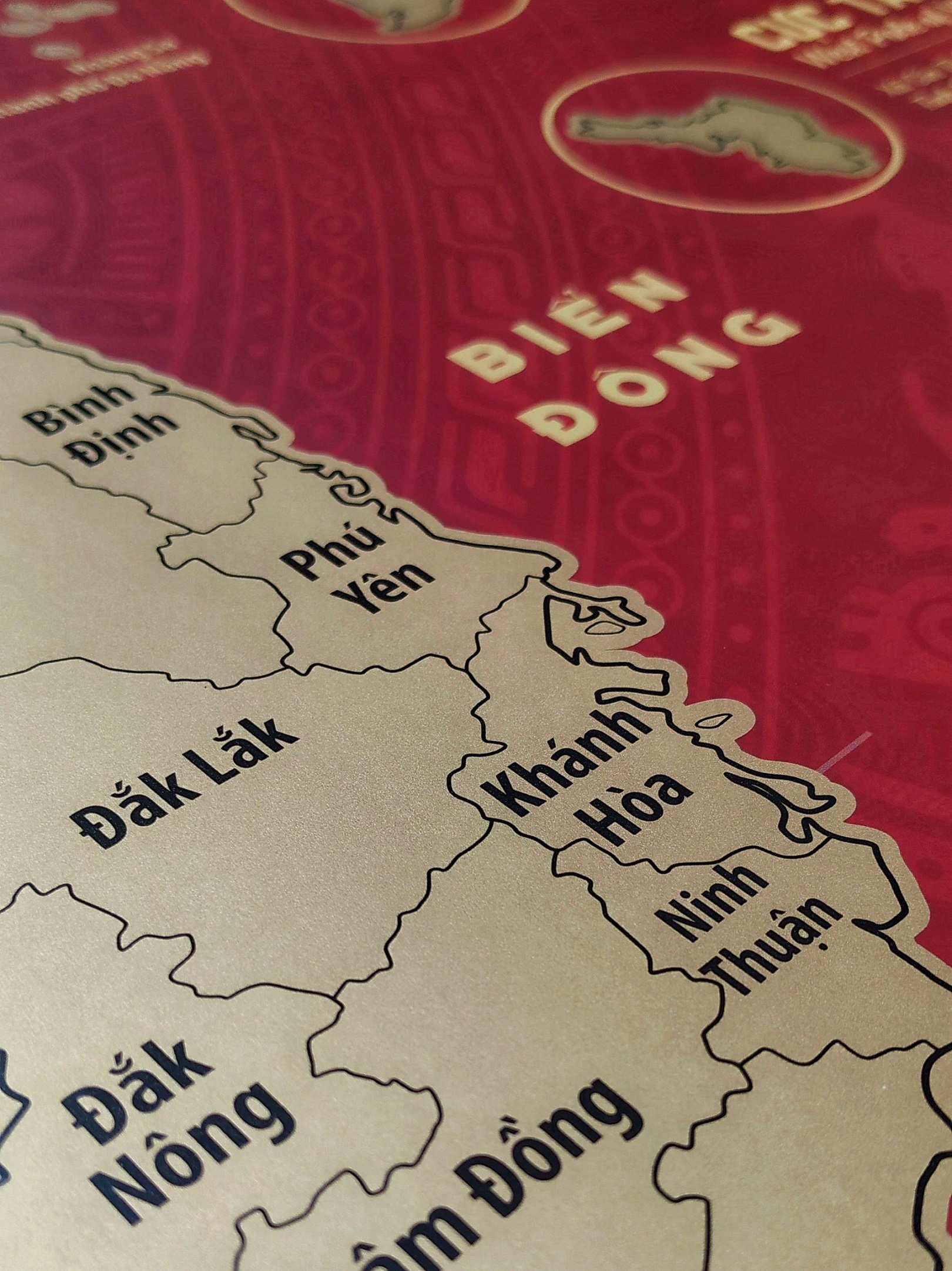 Vietnam Scratch Map Red Velvet Edition