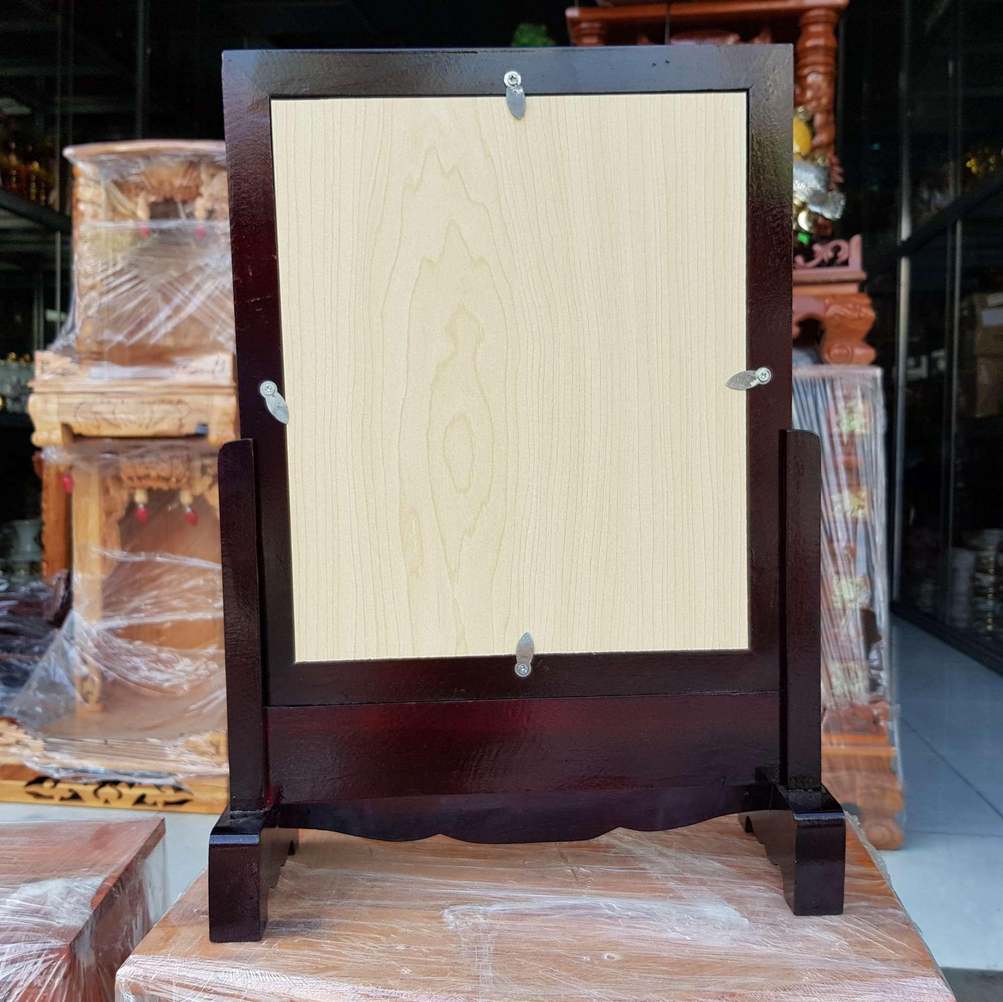 Khung hình thờ gỗ tràm bông vàng cẩn 20×25