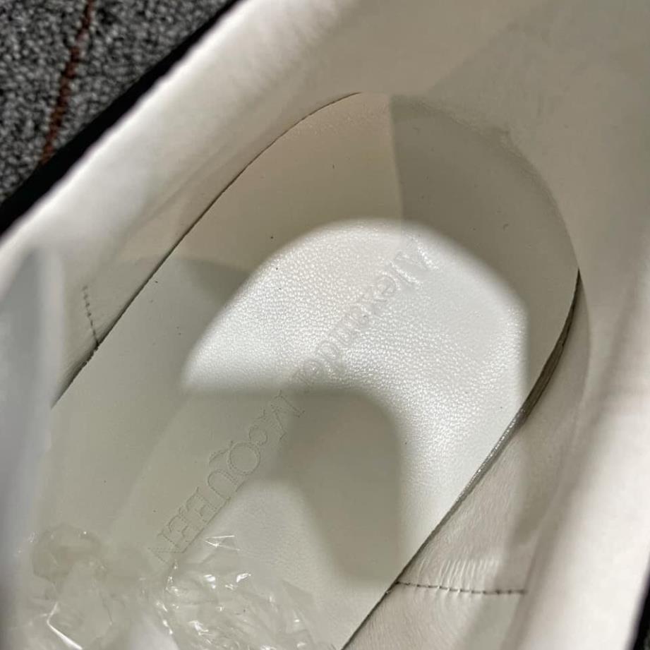 Giày MC QUEEN Hàng SC da mềm đế êm Full Box,Bill Phụ Kiện