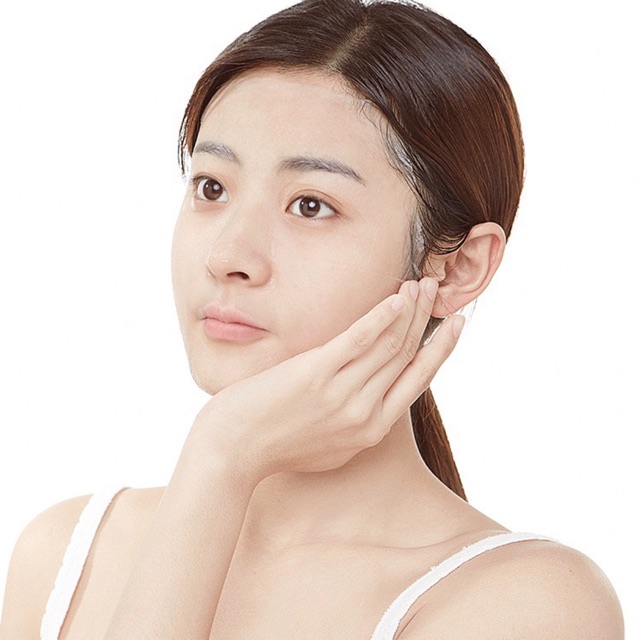 Một Gói 50 Miếng Mặt Nạ Nén Maycreate Silk Mask