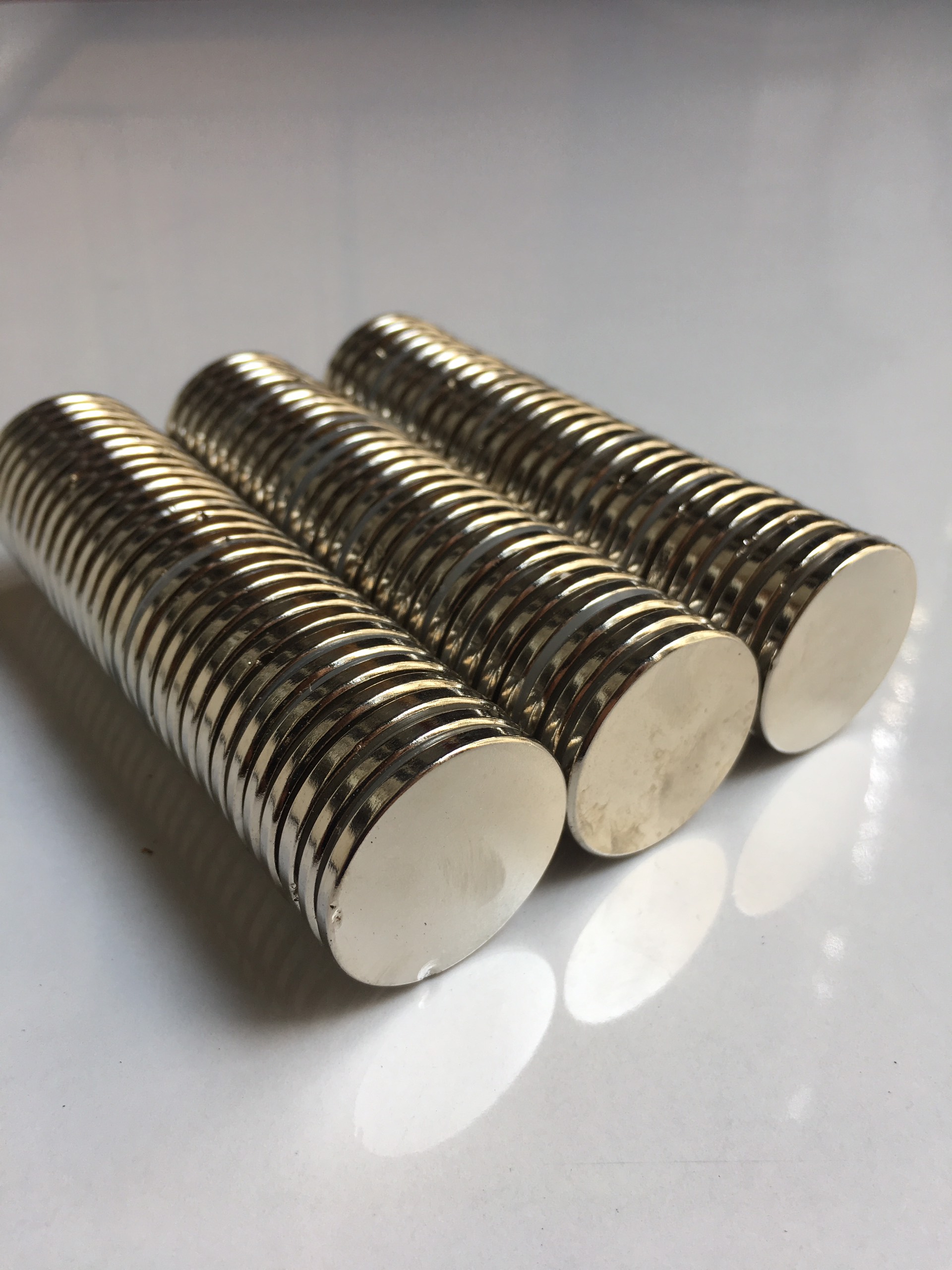 [HCM]Viên Nam Châm Đất Hiếm Ø 30x3mm Nam Châm Siêu Cường N38