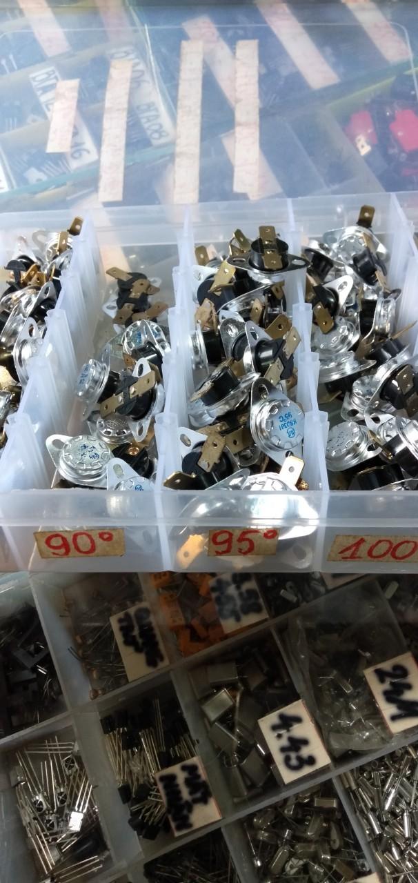 5 Rơ le ấm có các loại độ