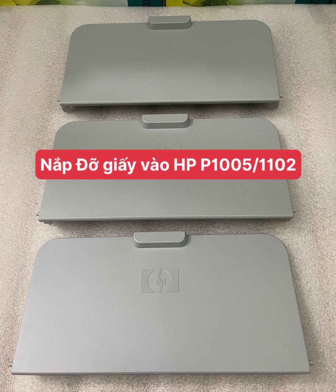 Nắp đỡ giấy vào máy in hp 1005/1102