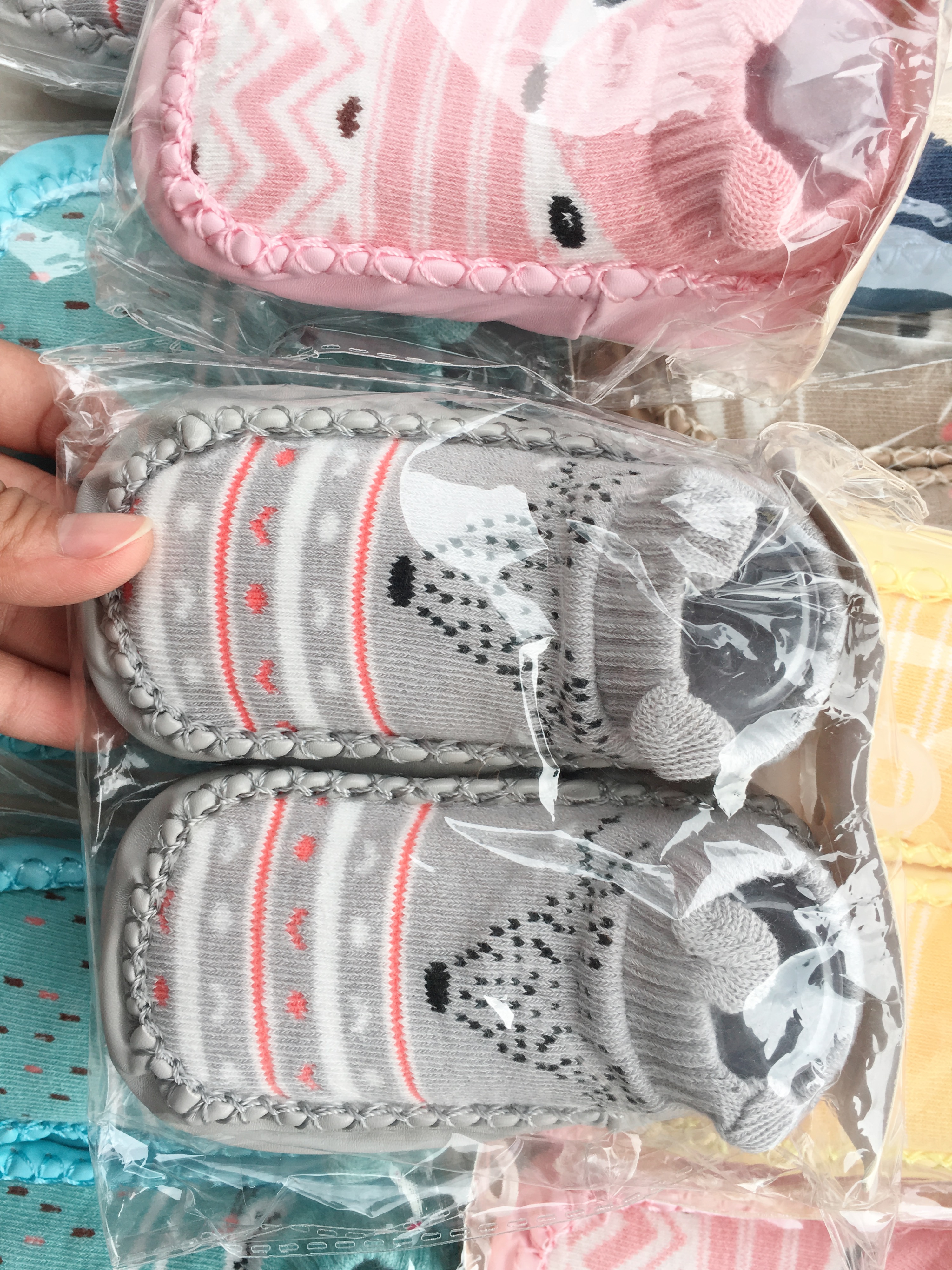 [HCM]Giầy tất tập đi chống trượt cho bé