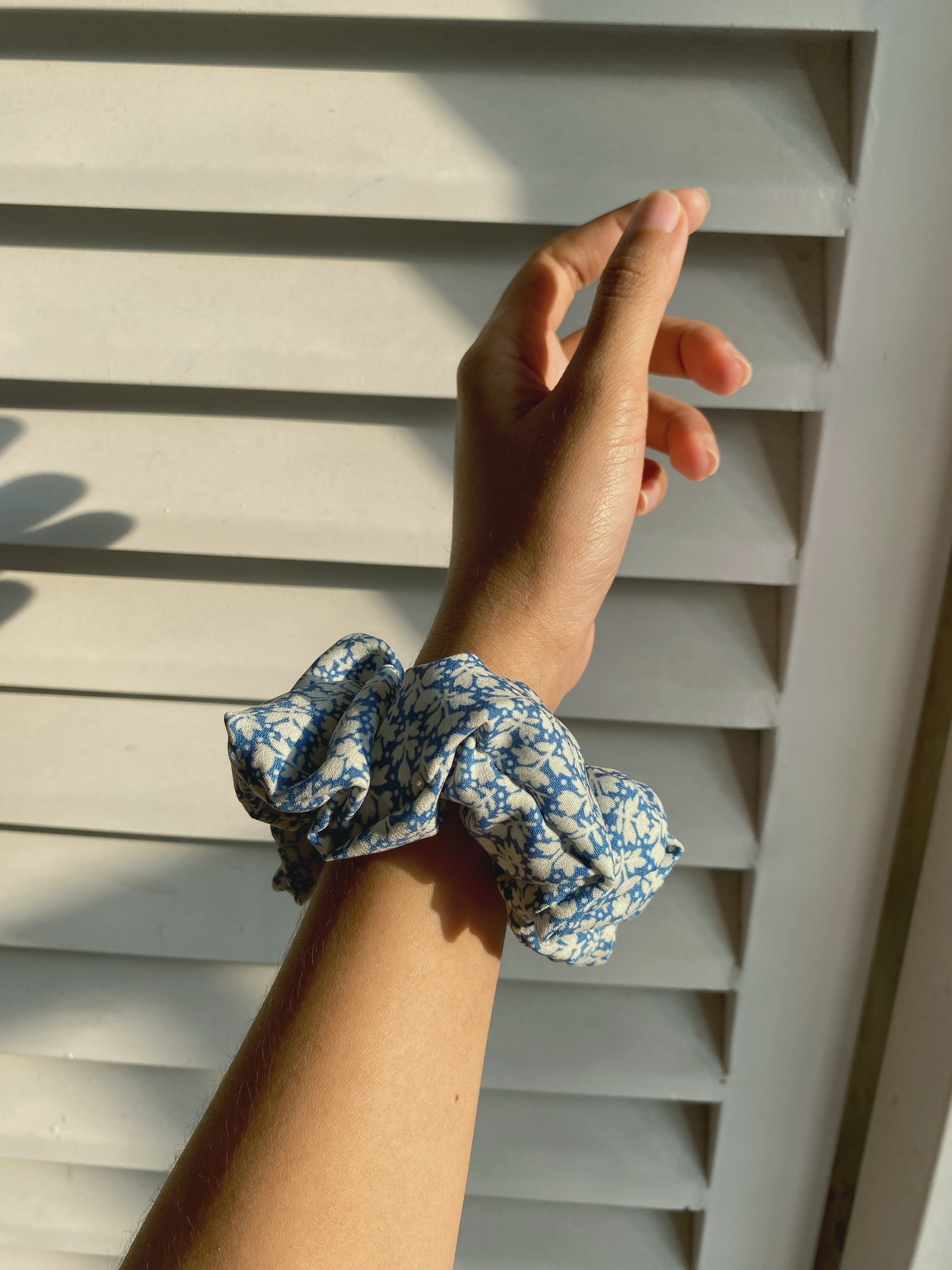 Dây cột tóc hoa nhí xanh cotton Standard_ Scrunchies