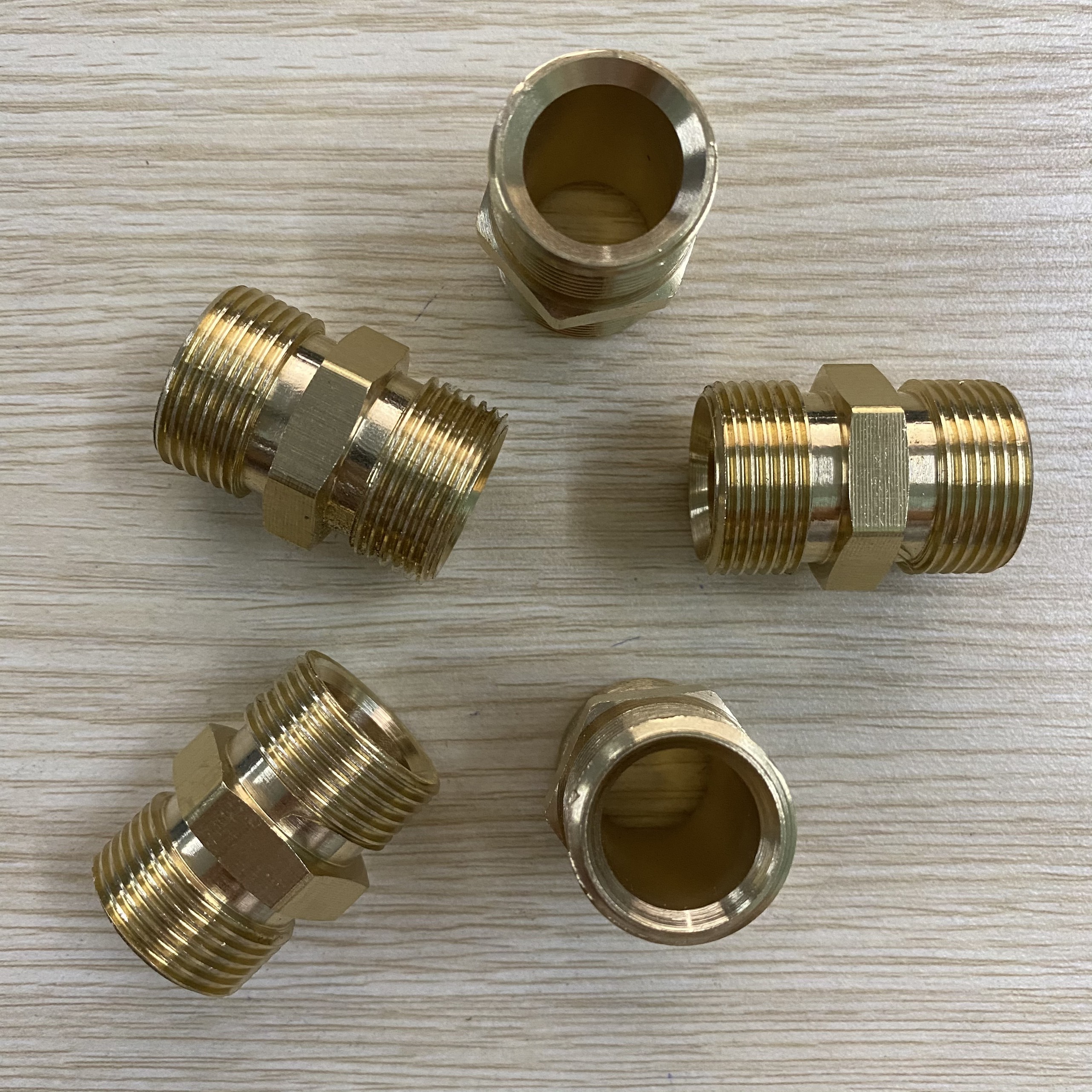 [HCM](2 cái) đầu nối dây ống nước máy rửa xe ren 22mm (2 đầu ren)