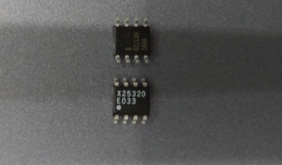 [HCM]1 con IC EEP ROM của IC-718