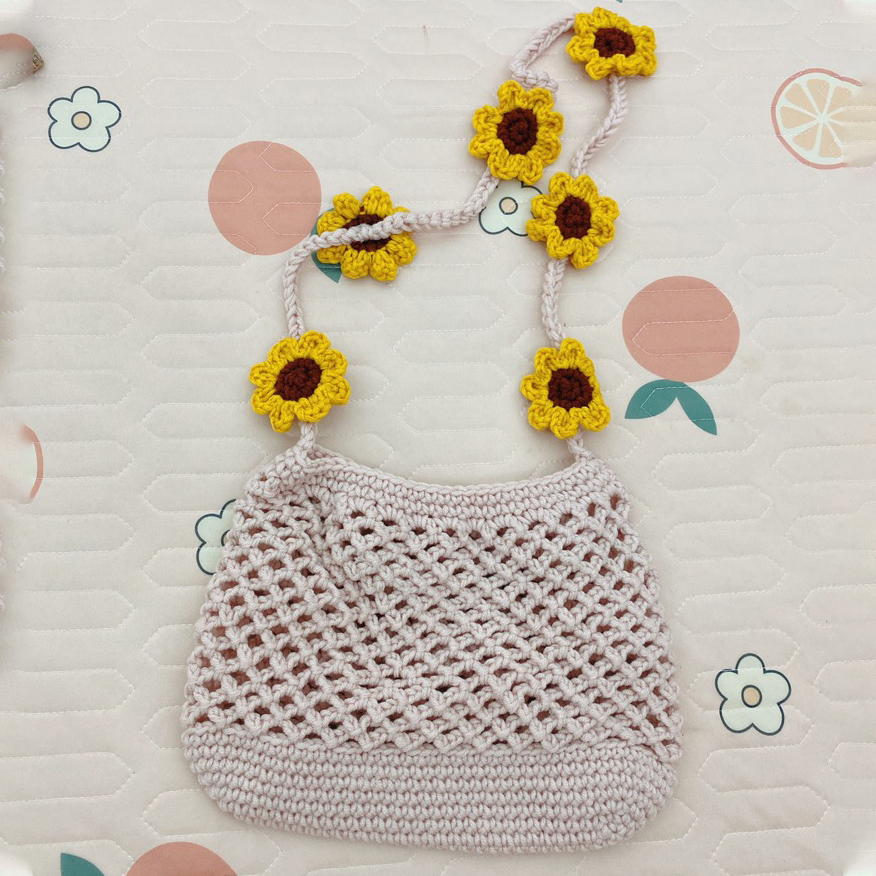 Túi đeo chéo túi lưới len dây hoa hướng dương handmade