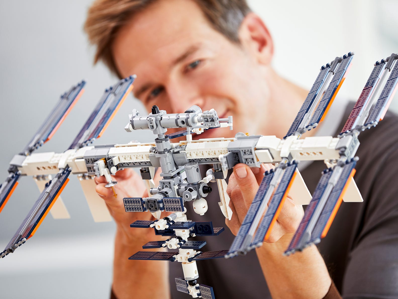 [HAPPY BRICKS] - LEGO  IDEAS - 21321 - TRẠM KHÔNG GIAN QUỐC TẾ - INTERNATIONAL SPACE STATION