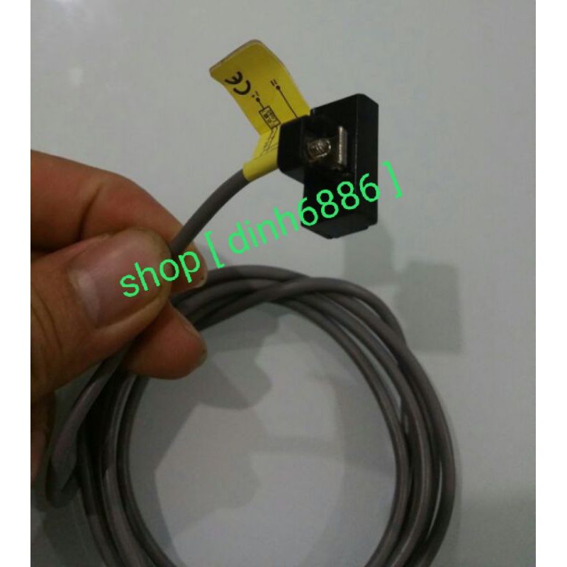 Cảm biến xylanh Airtac CS1-J