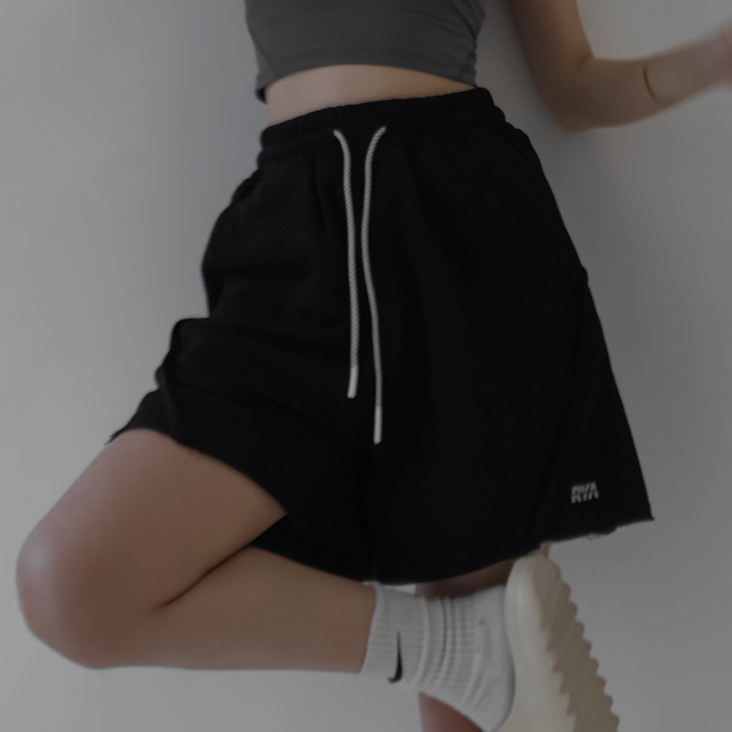 Quần short thun lửng RYACTIVE - LOUNGE SHORT BLACK