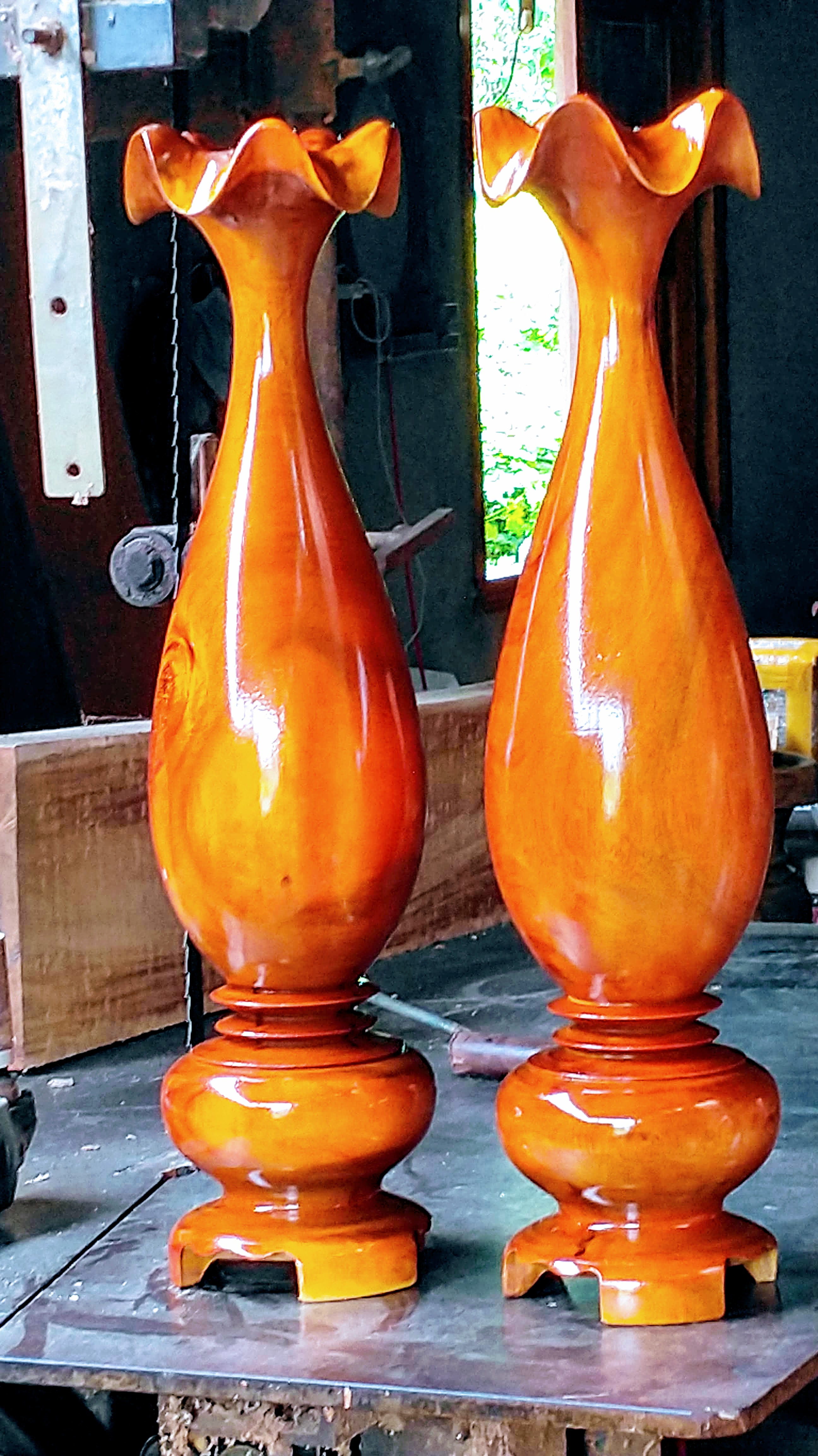 đôi bình tỳ bà gỗ tràm.cao 89cm x 22cm