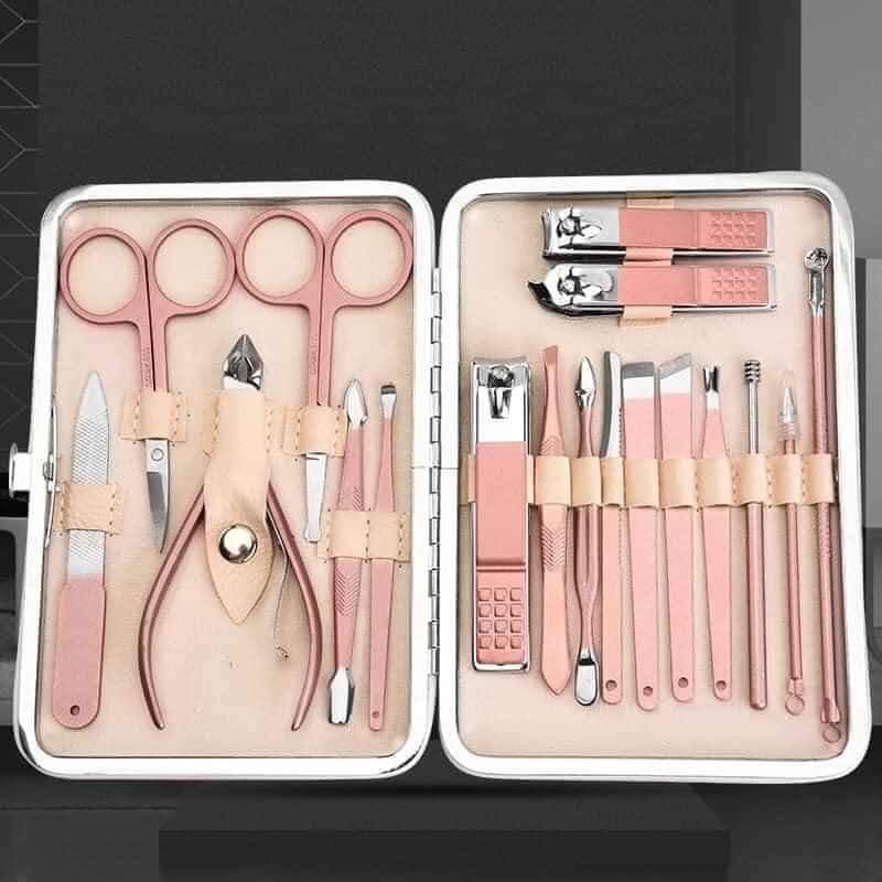 BỘ DỤNG CỤ BẤM MÓNG TAY 18 MÓN (Dụng cụ cắt móng, làm móng, lấy ráy tai, mụn tiện dụng)