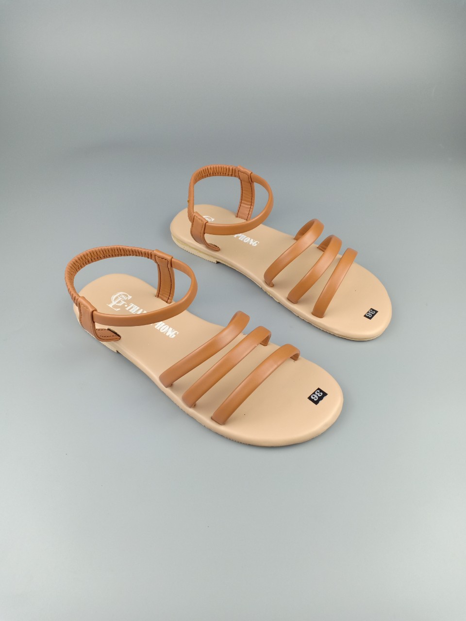 Giày sandal nữ đế bệt 3 quai ngang hậu thun có size lớn 41