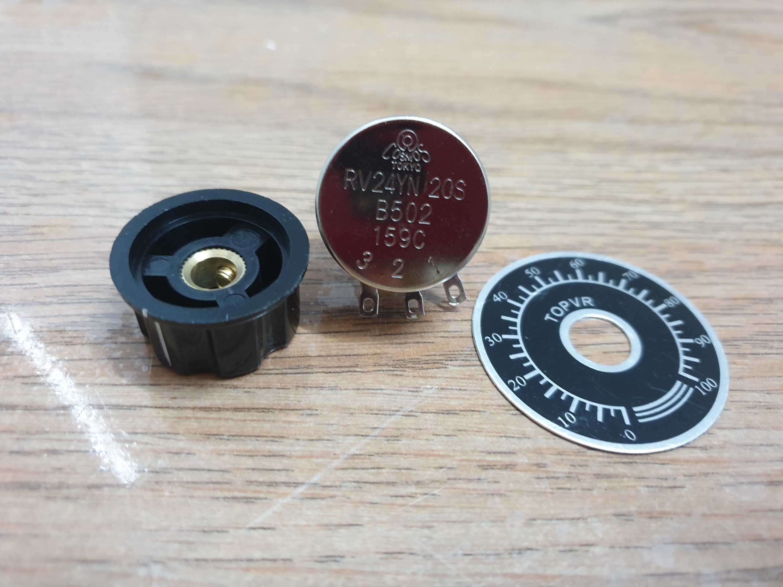 Chiết áp TOCOS RV24YN 20S B502 - 5k