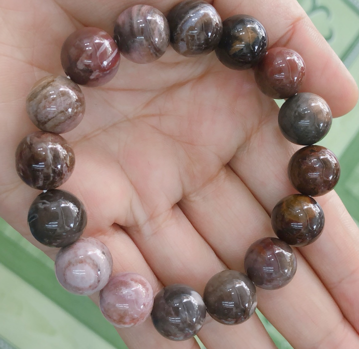 [HCM]( HOT..HOT) Vòng tay gỗ hóa thạch 10mm tuyệt đẹp DKT-2012hàng thực tếmang lại may mắn cho người đeo