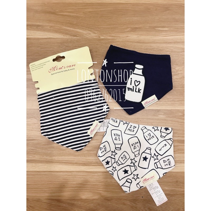 Set 3 yếm tam giác Momcare cho bé