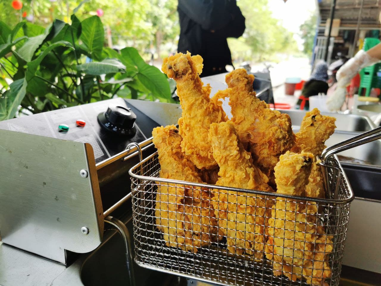 Bột chiên gà cô Tám