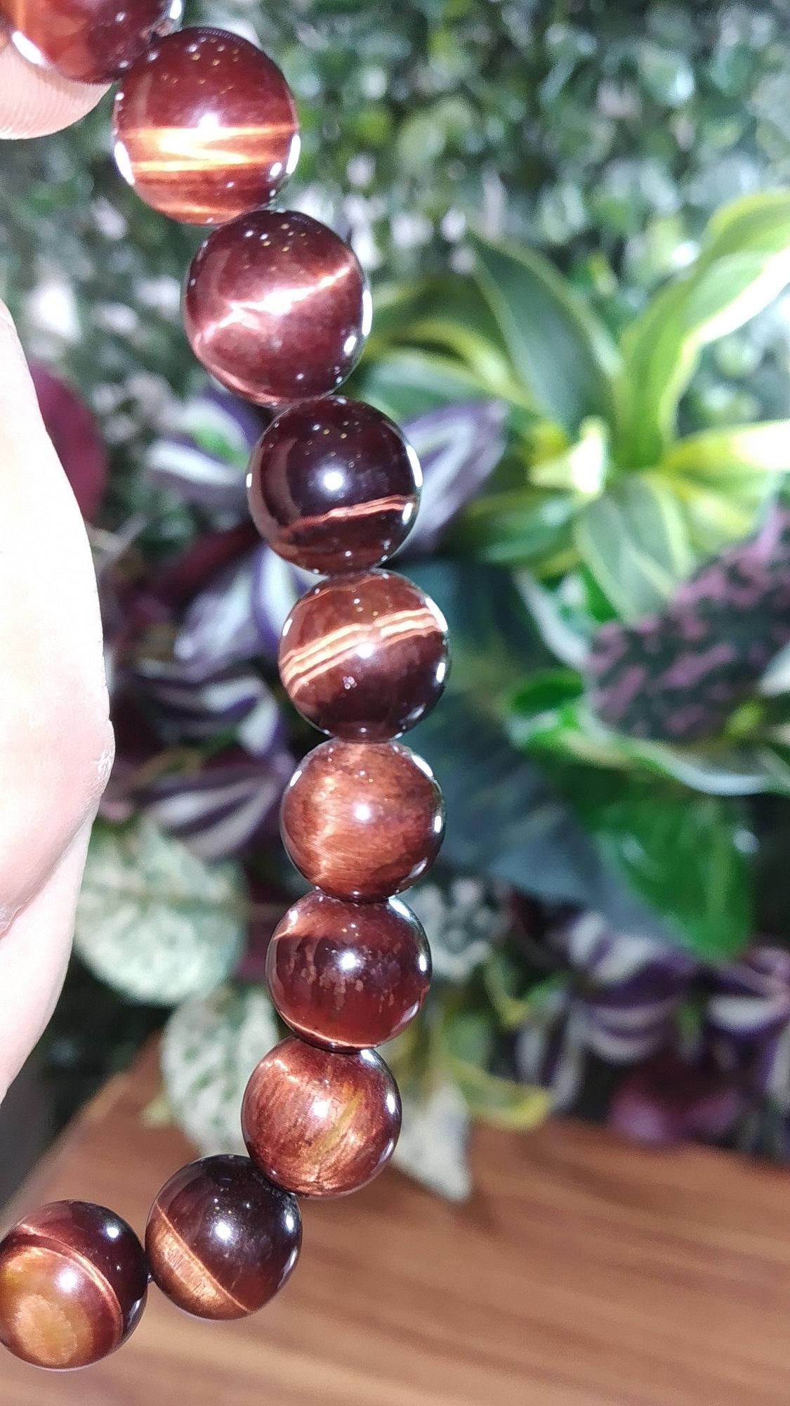 Vòng đá mắt hổ tự nhiên nâu đỏ 10li