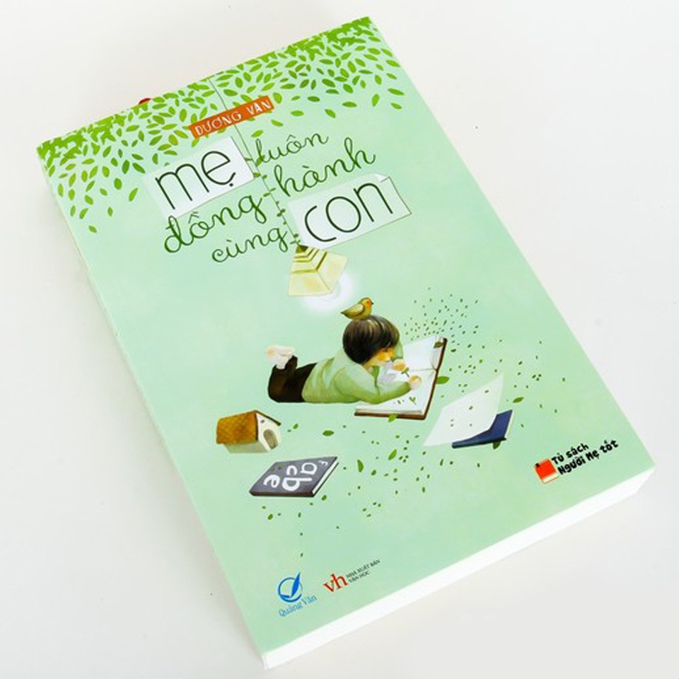 Sách - Mẹ Luôn Đồng Hành Cùng Con