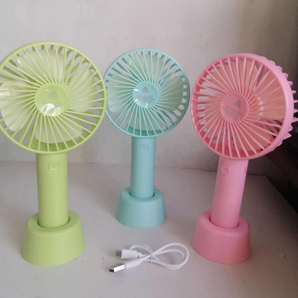 [HCM]quạt cầm tay 3 cấp độ có đế đứng