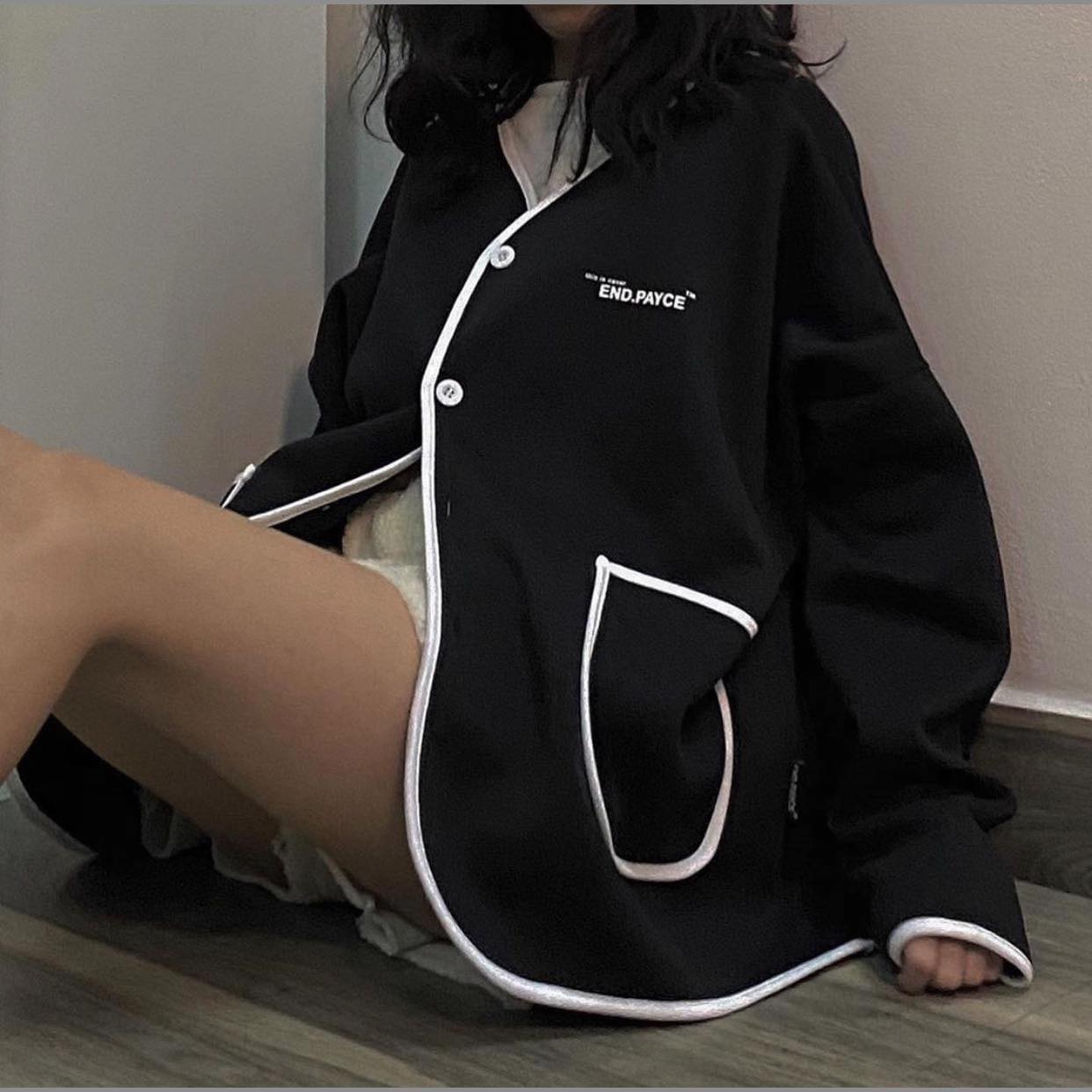 [YoloBoutique] ÁO KHOÁC ULZZANG END.PAYCE (ĐEN, TRẮNG)