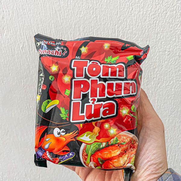 Thùng 30 Gói Mì Tôm Phun Lửa Omachi
