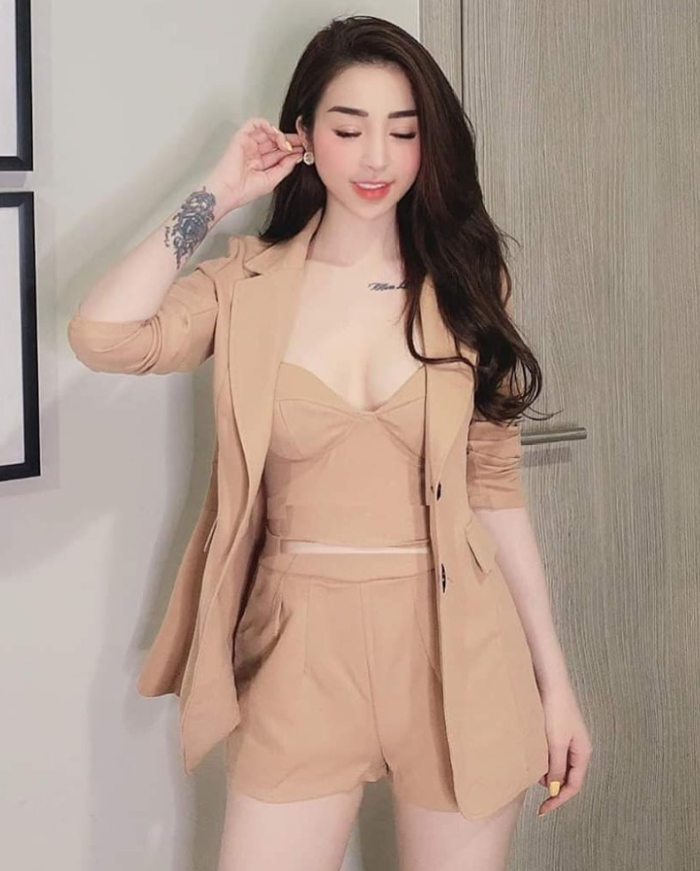 Sét Bộ Đùi 3 Món Áo Vets Dài ( Áo Trong Có Mút Ngực )