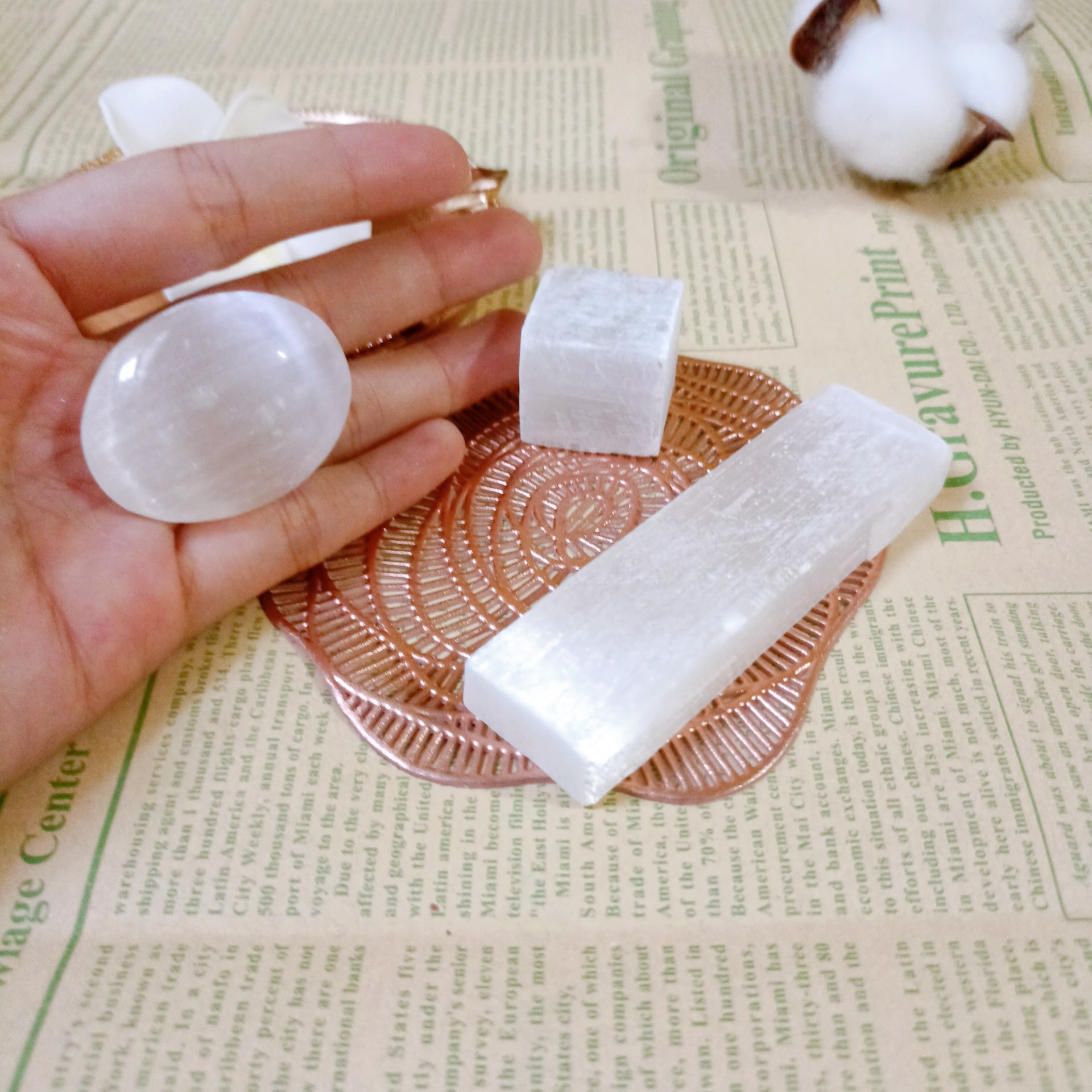 Đá Selenite đá thanh tẩy