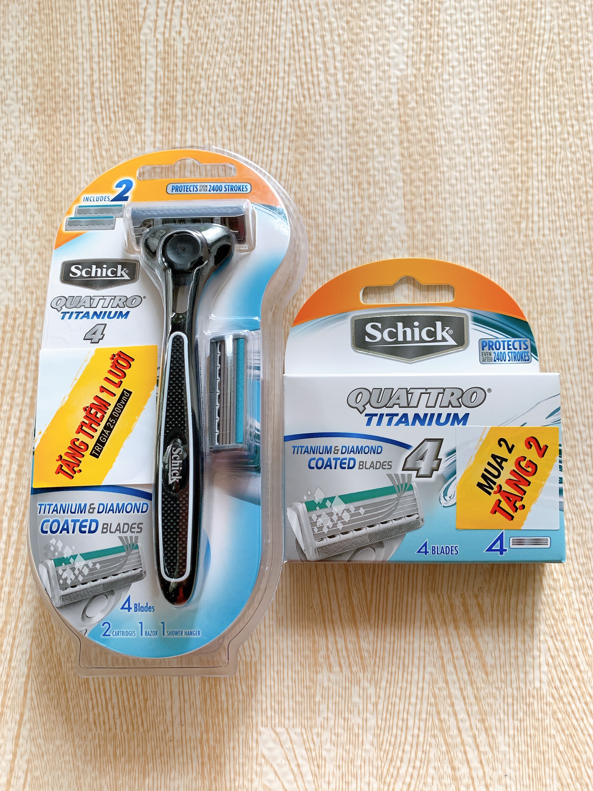 Bộ Đôi Cán dao cạo râu và hộp lưỡi dao cạo râu Quatro Titanium 4 lưỡi(Hàng của Đức)