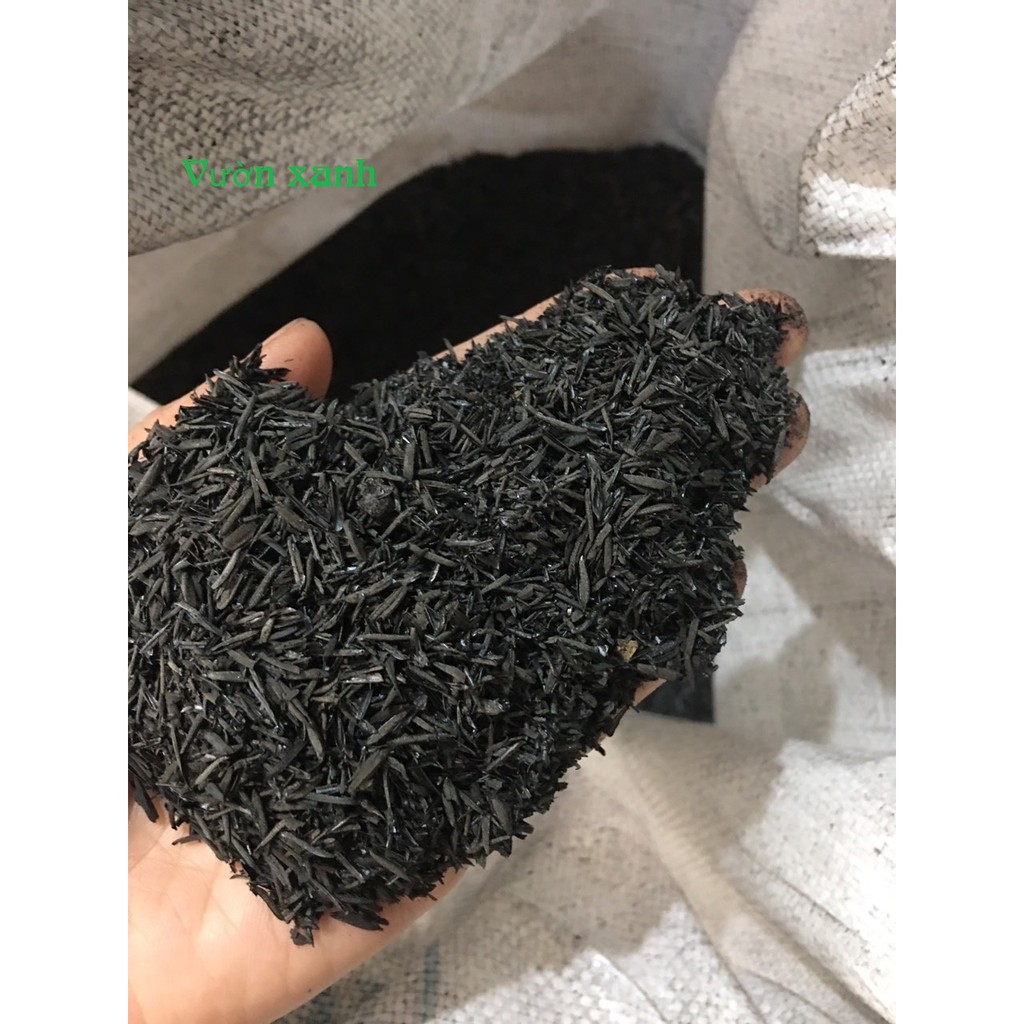 Trấu hun nguyên cánh 10 lít (khoảng 1,1kg)