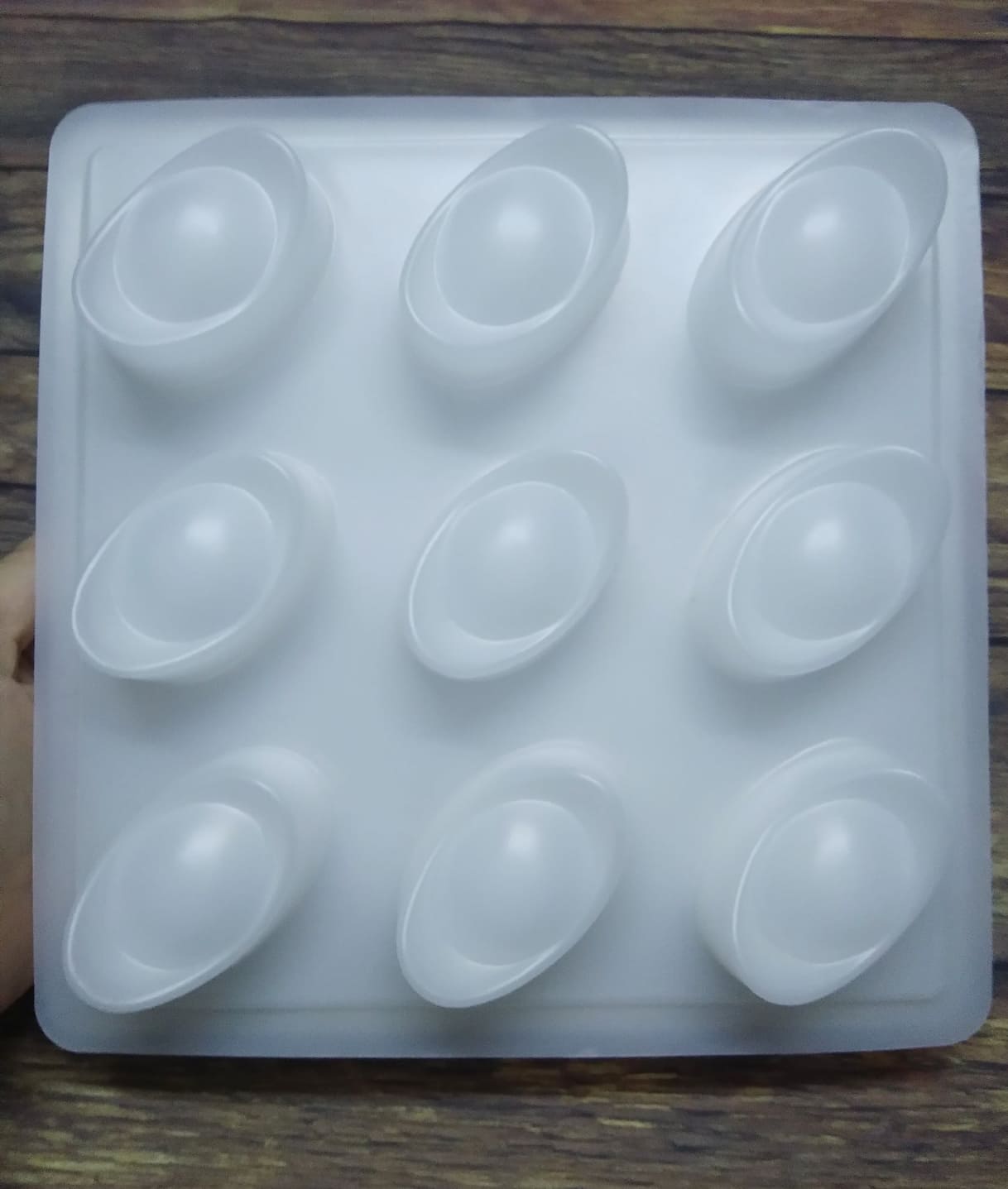 Khuôn Nhựa 9 Thỏi Vàng - Kích Thước Mỗi Thỏi Vàng 6x4x2 Cm