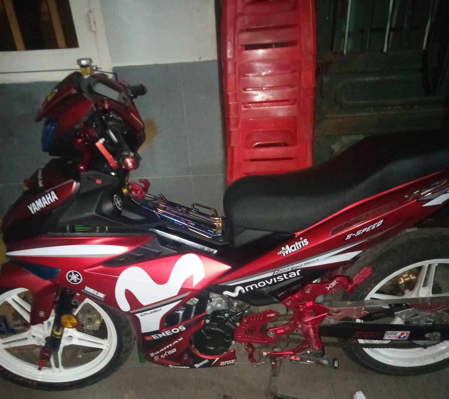 Tem exciter 150 đỏ đen movi