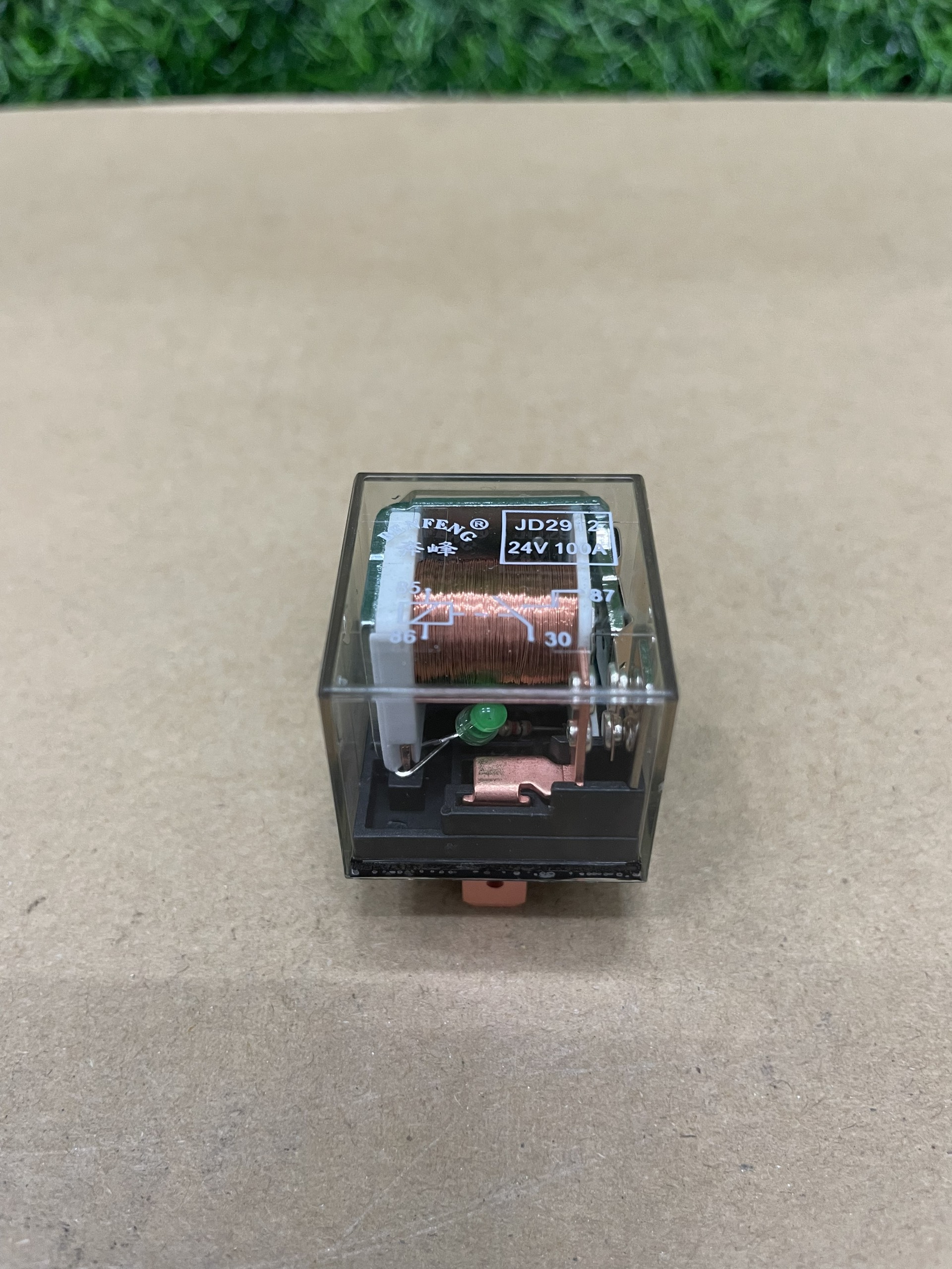 RỜ LE 4 CHÂN TRONG SUỐT (100A-24V) & (80A-12V)