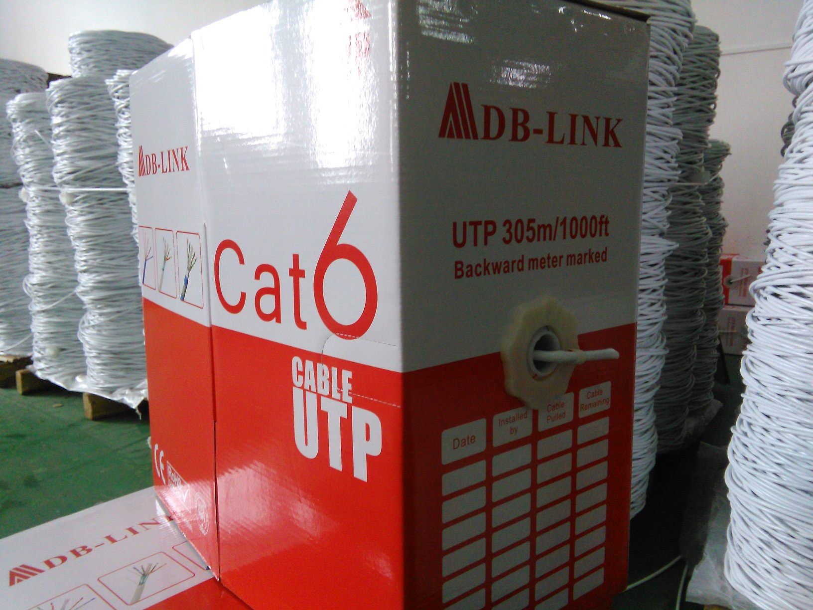 Cuộn Dây Cáp Mang ADB Link Cat6 UTP 305M Cuộn Màu Trắng