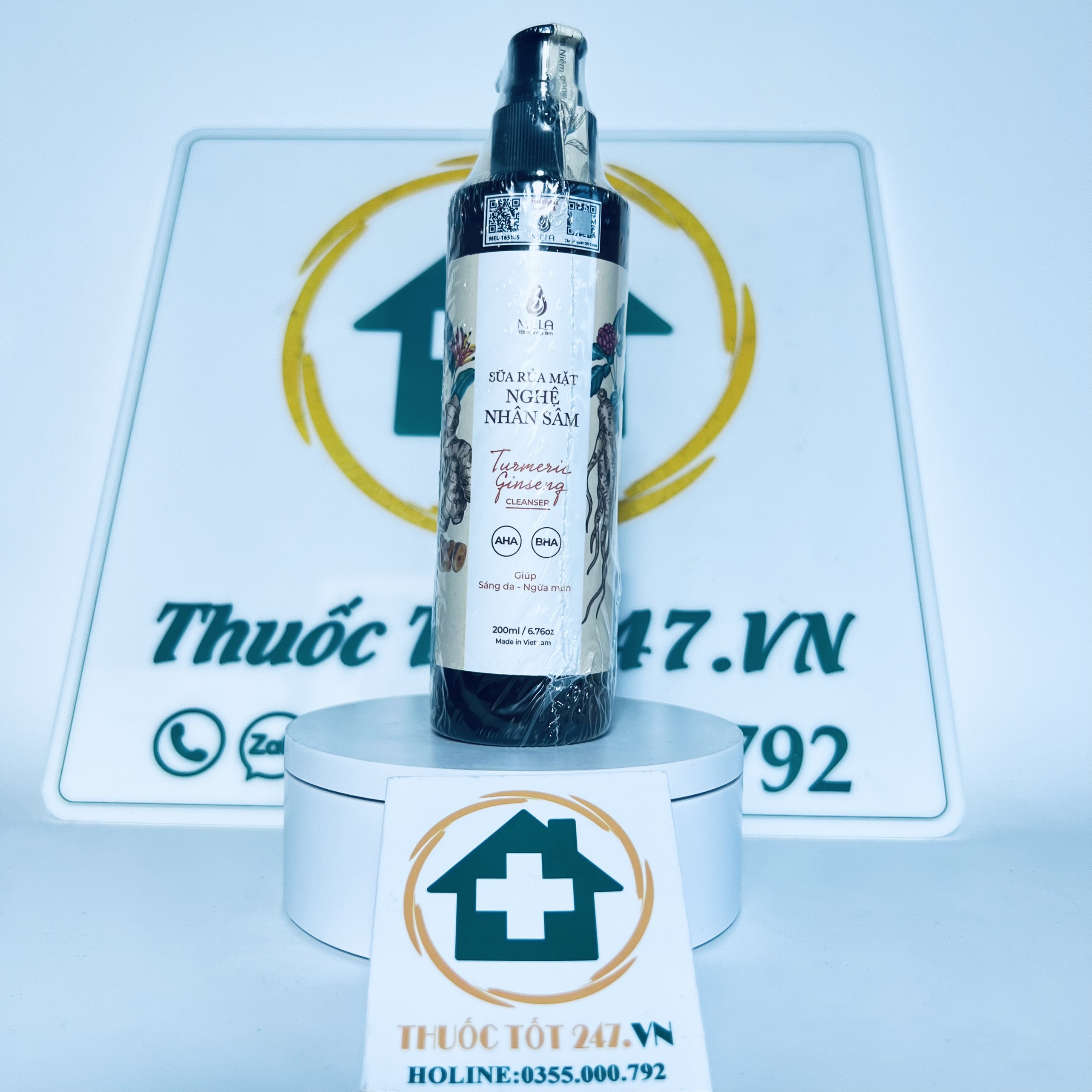 Sữa Rửa Mặt Nghệ MELA - Nhân Sâm MELA 200ml