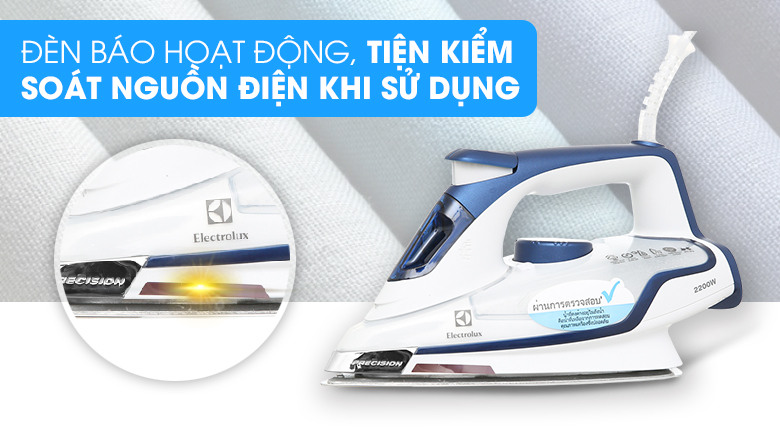 Bàn ủi hơi nước electrolux esi6123