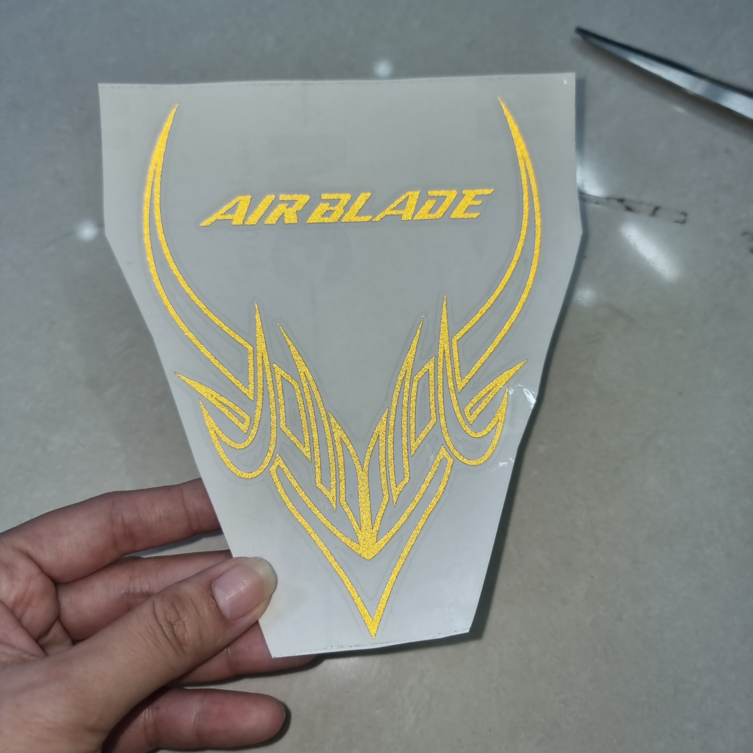 Tem dán vè trước xe air blade ab honda phản quang