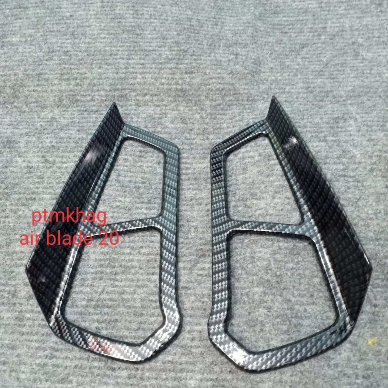 ỐP ĐÈN TRƯỚC AIR BLADE 2020 carbon