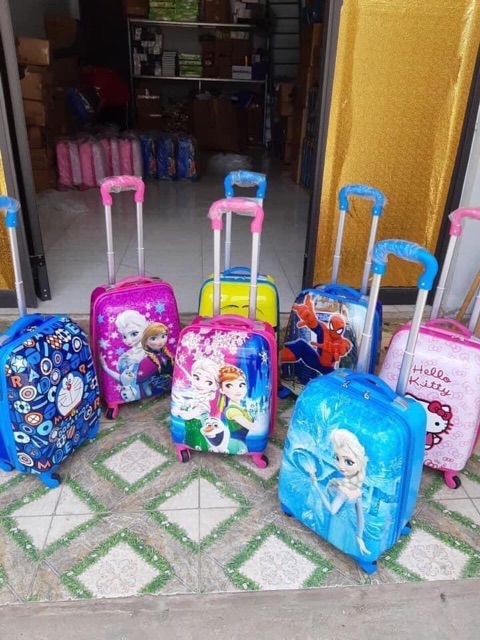 Vali kitty cho bé chuẩn hàng loại  có sẵn