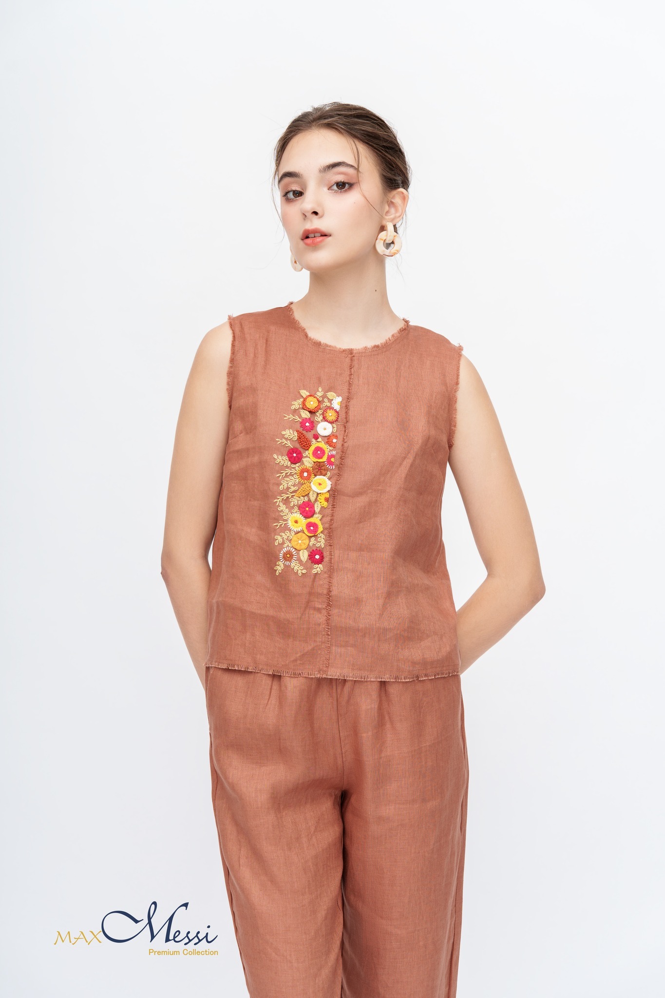 Quần linen lưng thun brownie - maxmessi