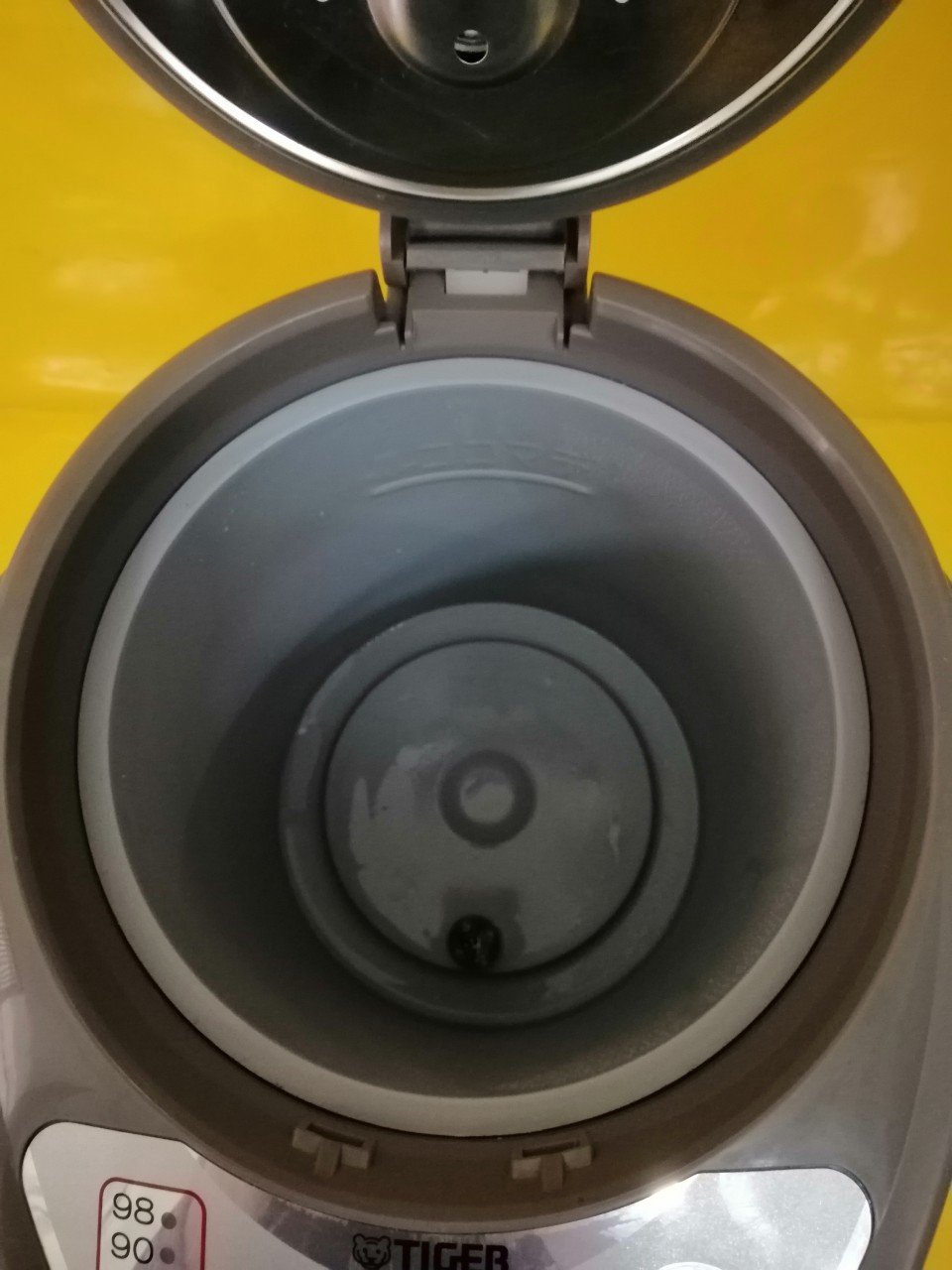Bình thủy nội địa Nhật Tiger PDJ-S220 (2.2L) (03510)